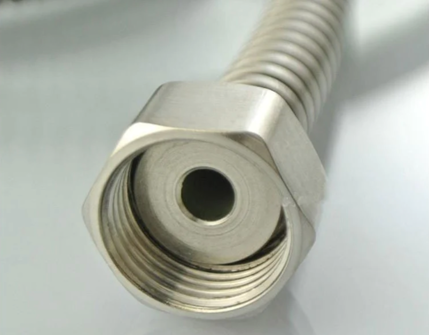 STAINLESS STEEL HOSE 120CM DOUBLE LOCKED ANTI TWIST